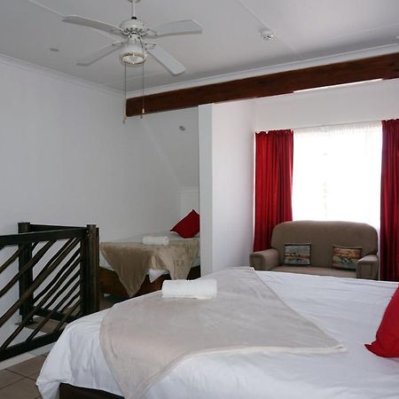 Sheba Rock Guesthouse 内尔斯普雷特 外观 照片