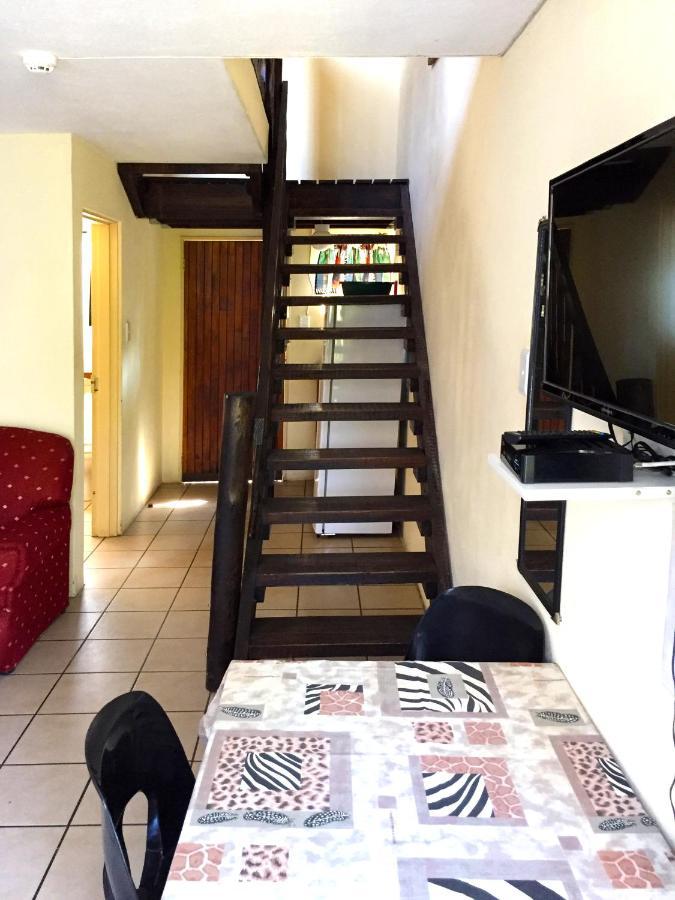 Sheba Rock Guesthouse 内尔斯普雷特 外观 照片
