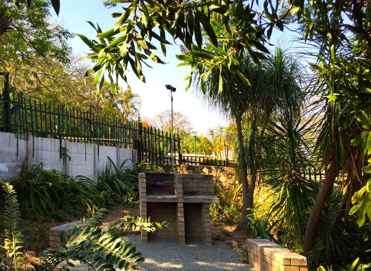 Sheba Rock Guesthouse 内尔斯普雷特 外观 照片