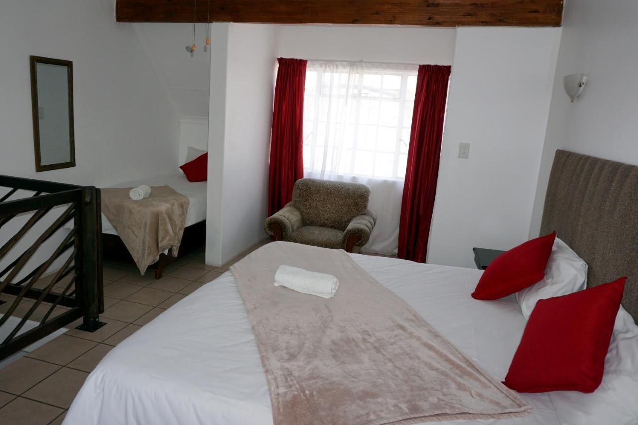 Sheba Rock Guesthouse 内尔斯普雷特 外观 照片