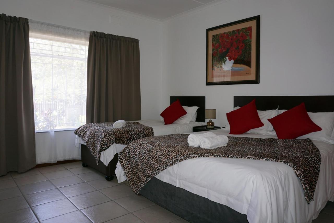 Sheba Rock Guesthouse 内尔斯普雷特 外观 照片