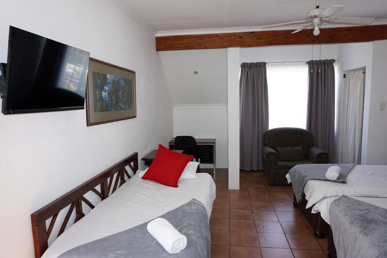Sheba Rock Guesthouse 内尔斯普雷特 外观 照片