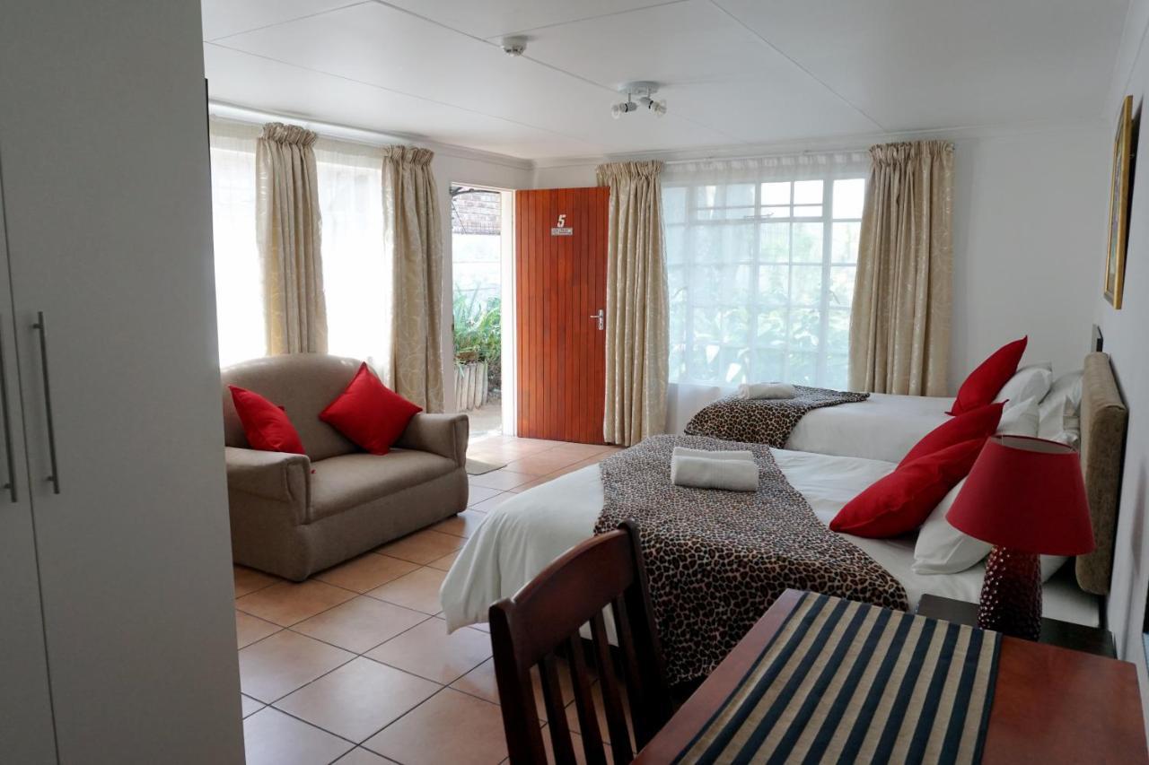 Sheba Rock Guesthouse 内尔斯普雷特 外观 照片
