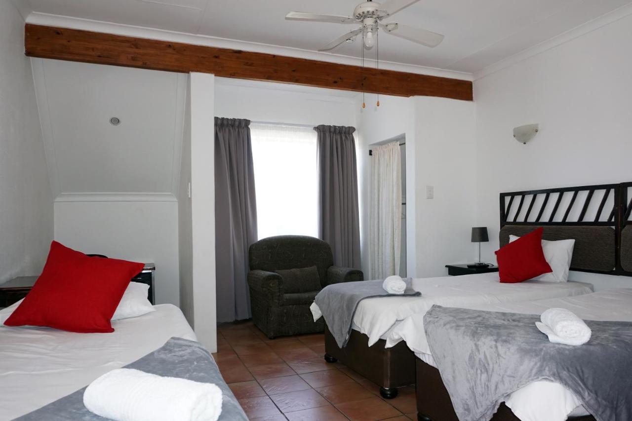 Sheba Rock Guesthouse 内尔斯普雷特 外观 照片