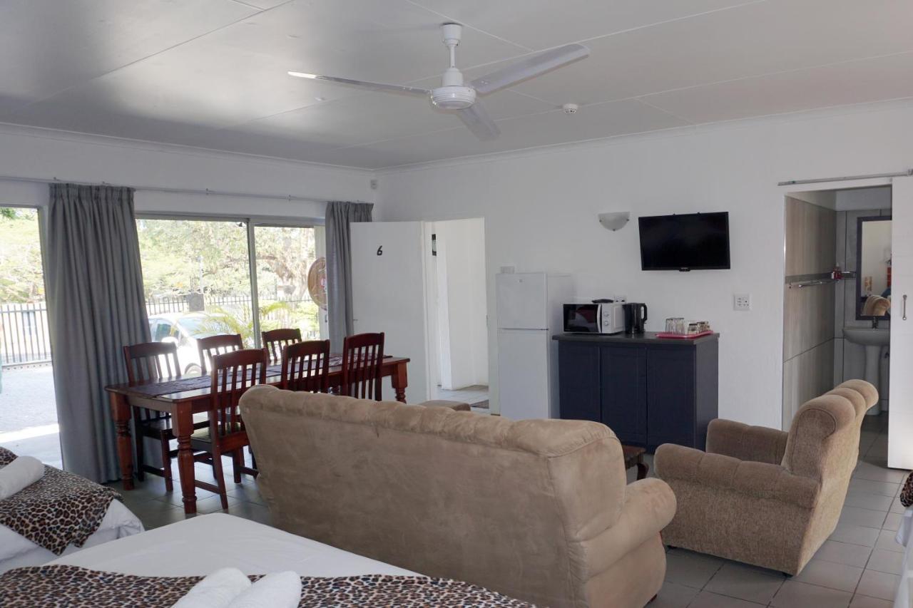 Sheba Rock Guesthouse 内尔斯普雷特 外观 照片